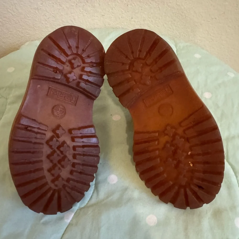 Timberland Kids Leather Boots Toddler size 6